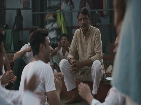 Mirzapur 2024 S3Ep5 Traahi Episode 5 Hindi thumb